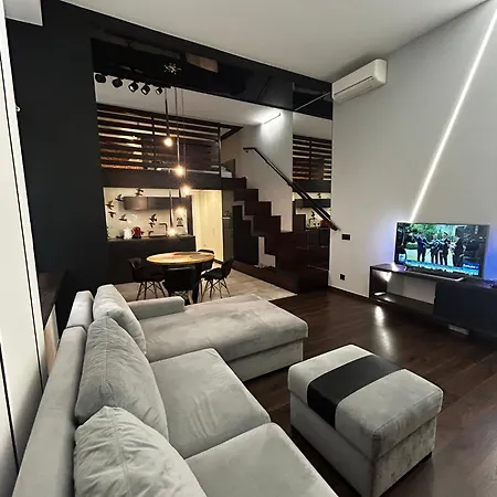 Апартаменты Vintage Bracka Loft *